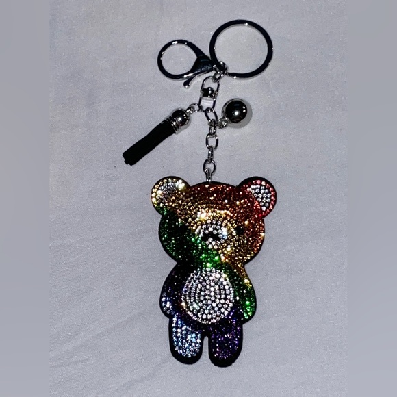 Rainbow teddy bear 🧸 rhinestone keychain - Picture 4 of 4